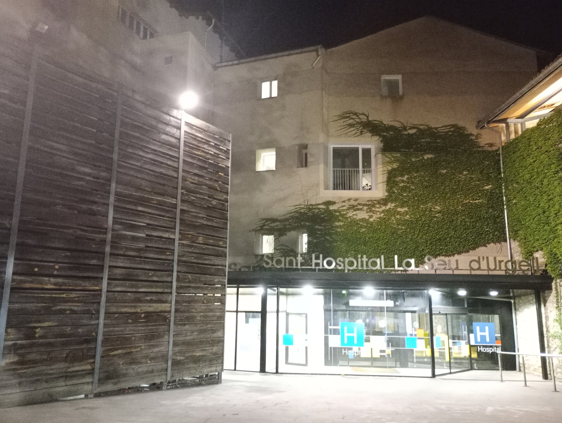 Imagem de referência relacionada a Fundació Sant Hospital de la Seu d'Urgell, item descrito como hospital em Espanha