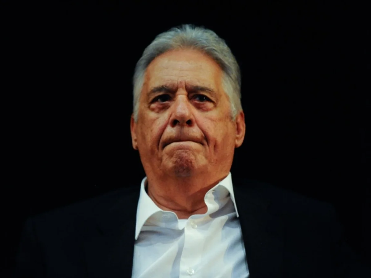 A lição de Fernando Henrique que Flávio Bolsonaro escolheu ignorar