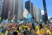 Ato pró-Flávio reuniu 71,9 mil pessoas na Paulista, mostra contagem da USP - imagem 6