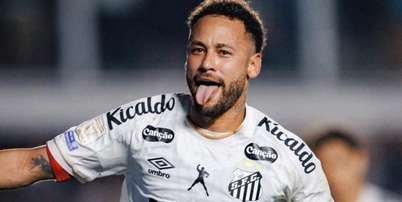 Neymar faz o seu d&eacute;cimo gol nesta temporada do Brasileir&atilde;o pelo Santos &ndash; Foto: Raul Baretta/ Santos FC / Jogada10