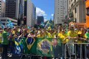 Ato pró-Flávio reuniu 71,9 mil pessoas na Paulista, mostra contagem da USP - imagem 2