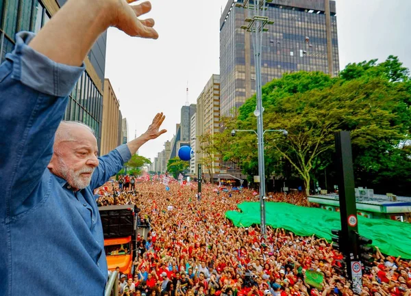 Campanha de Lula comemora três números da Quaest e aposta em mobilização