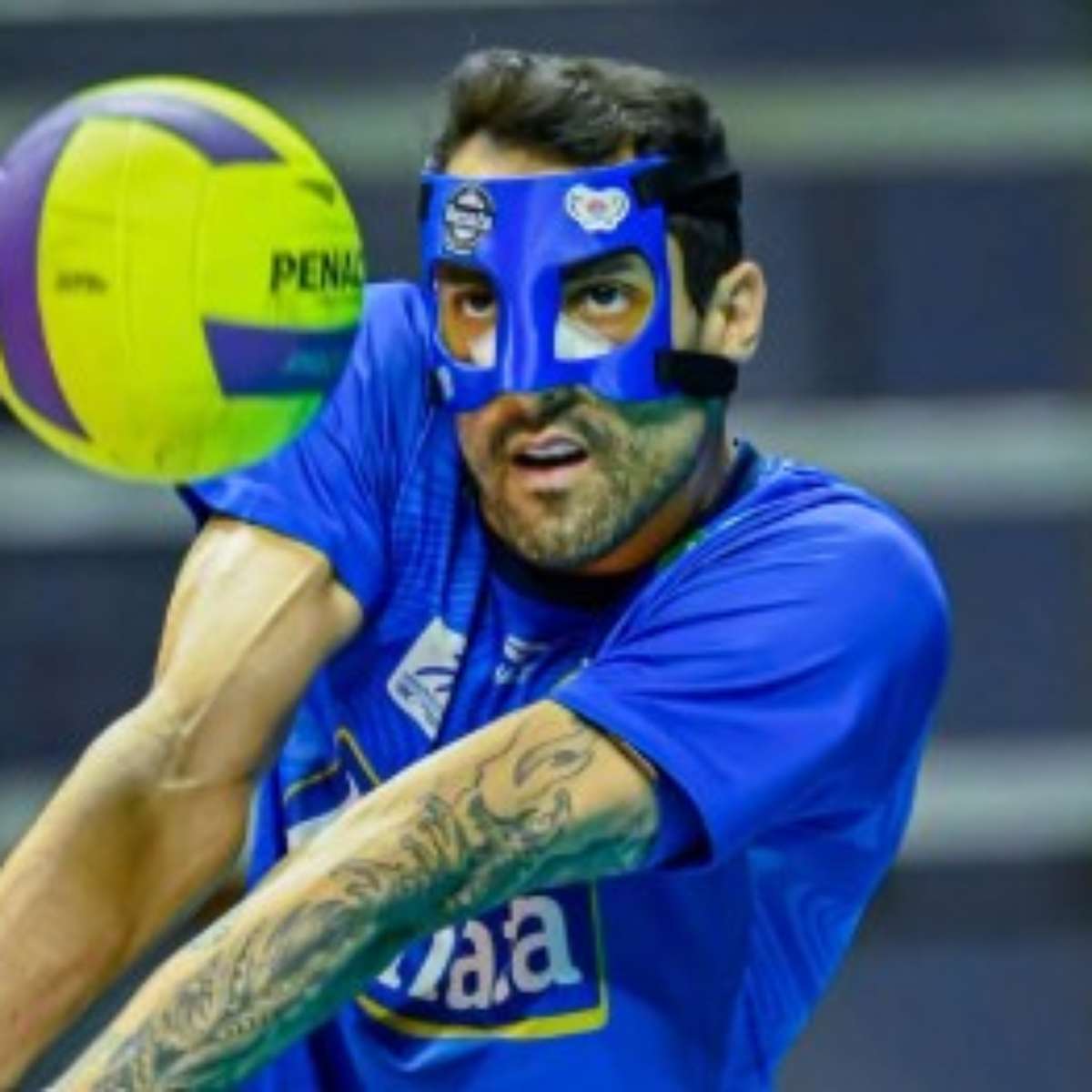 Douglas Souza disputa final com máscara e pontos no nariz: “Foi difícil”