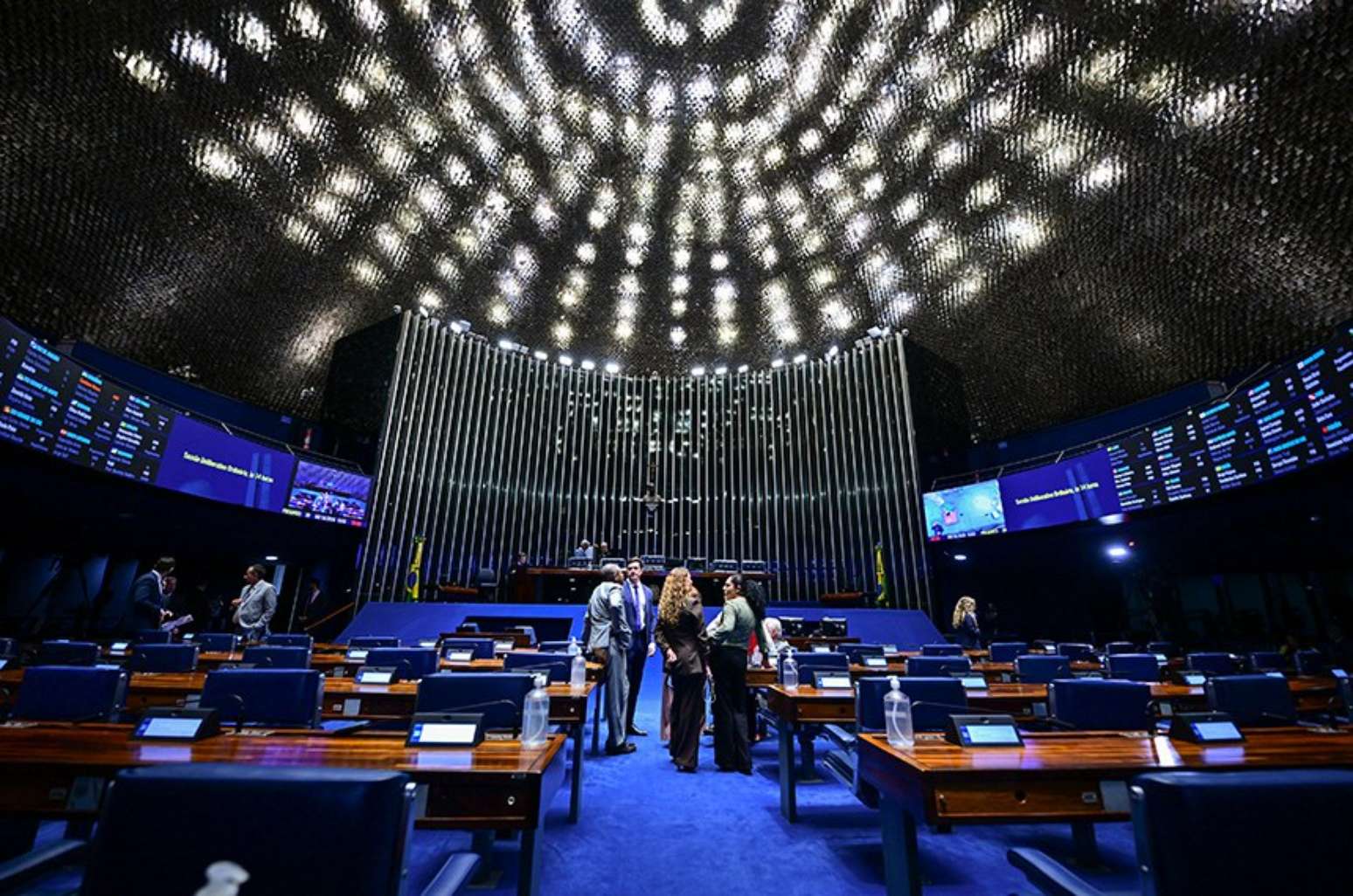 Plen&aacute;rio do Senado Federal vota nesta quarta-feira, 14, PEC do fim da escala 6x1