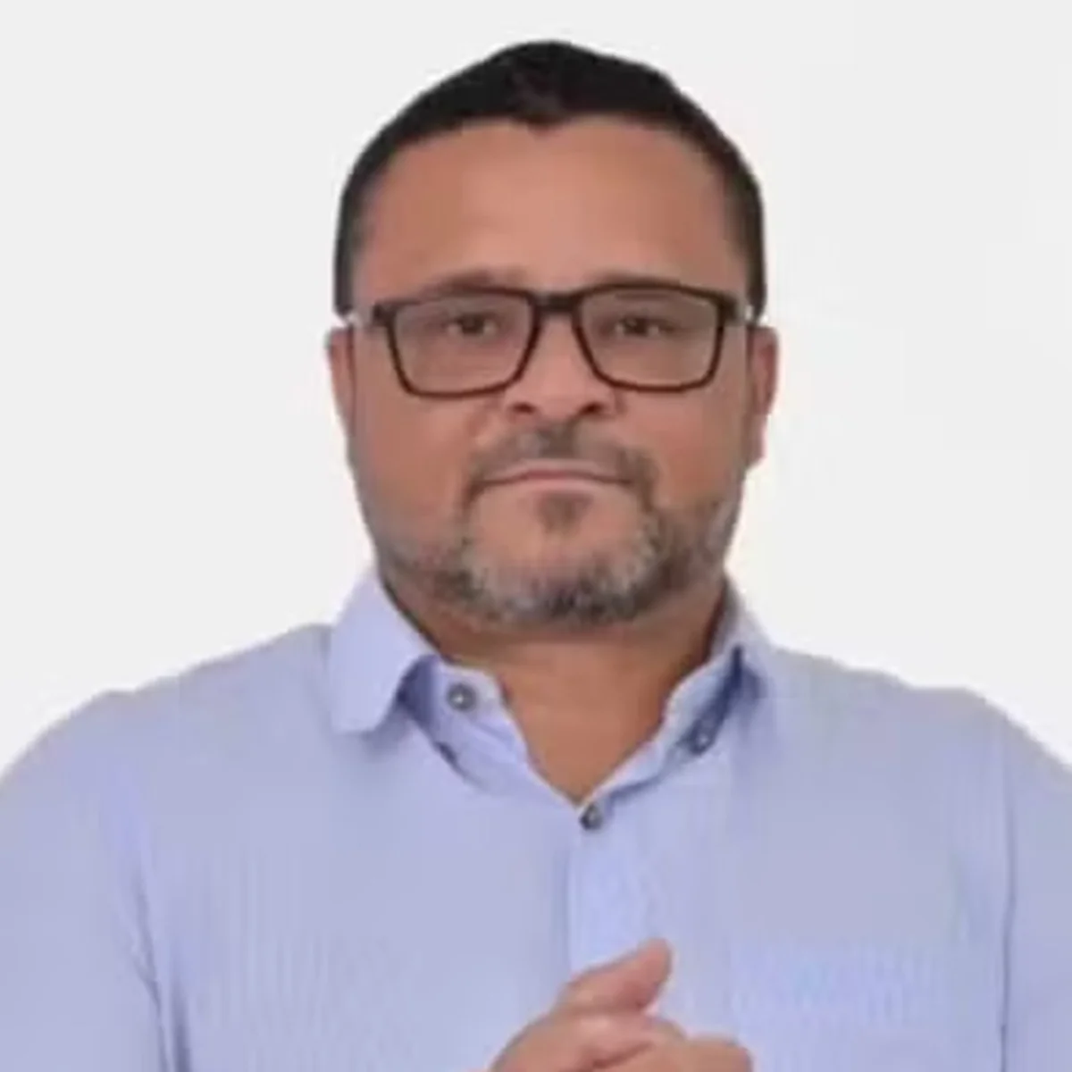 Policial civil morre em colisão frontal entre carro e caminhonete no TO