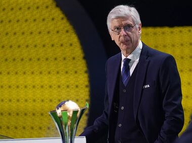 Ex-técnico do Arsenal surge como possível concorrente de Infantino em eleição da Fifa
