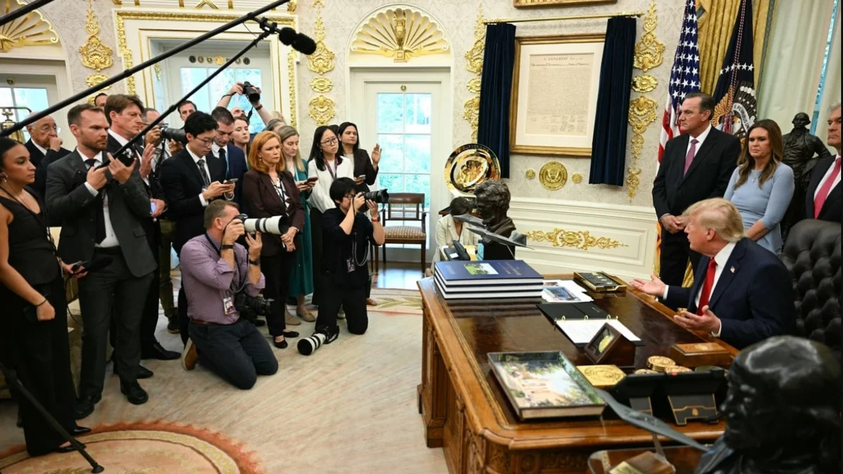 Juiz assegura acesso à Casa Branca a veículos de imprensa banidos por Trump