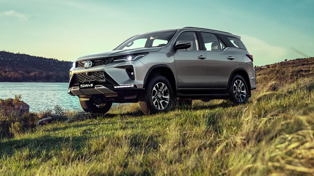 Imagem da matéria: Toyota derrete preços do SW4 para encarar Haval H9, Commander e Tiggo 9
