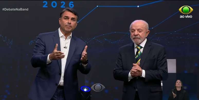 Malandro e machismo: Flávio Bolsonaro aproveita deslizes de Lula no debate da Band