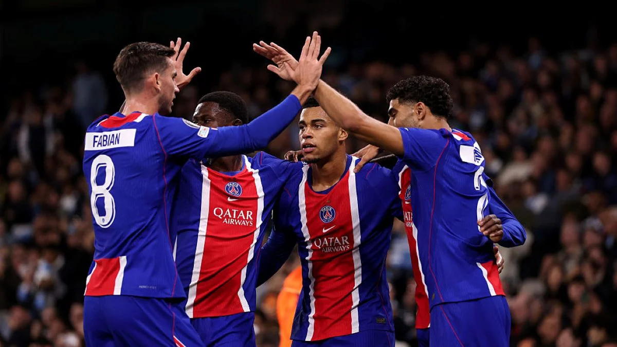 Bola de Ouro: PSG vence Flamengo e é eleito melhor clube do mundo