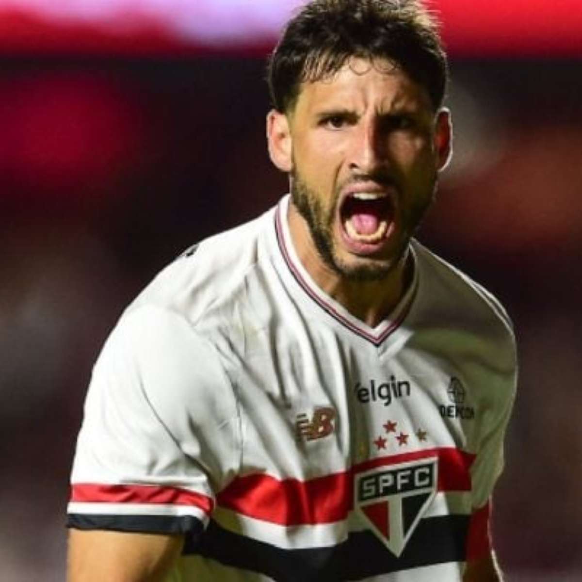 Calleri entra na lista dos 20 maiores artilheiros do São Paulo