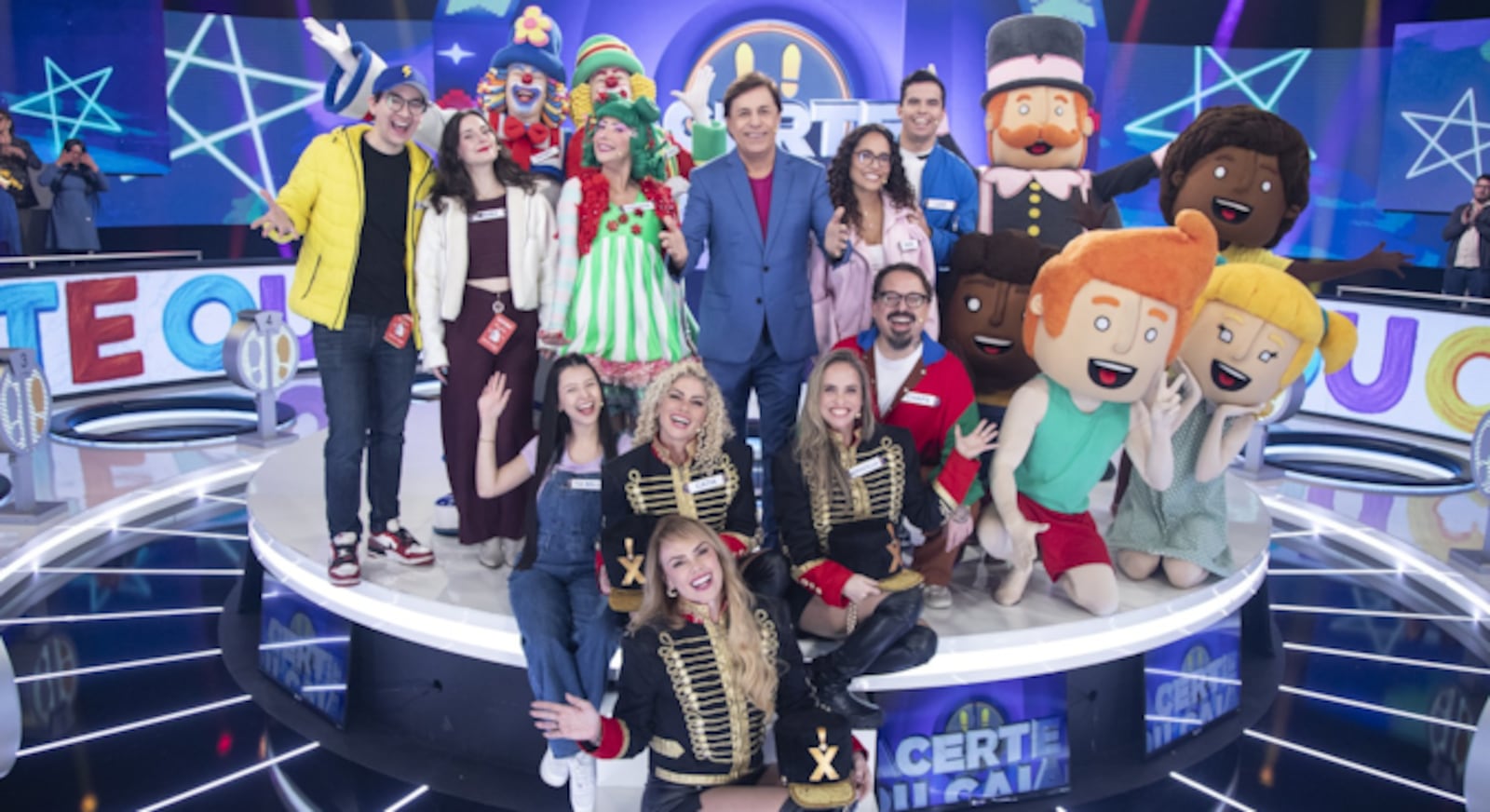 Tom Cavalcante convocou personagens ligados ao mundo infantil para uma disputa eletrizante valendo até R$ 300 mil Edu Moraes/RECORD