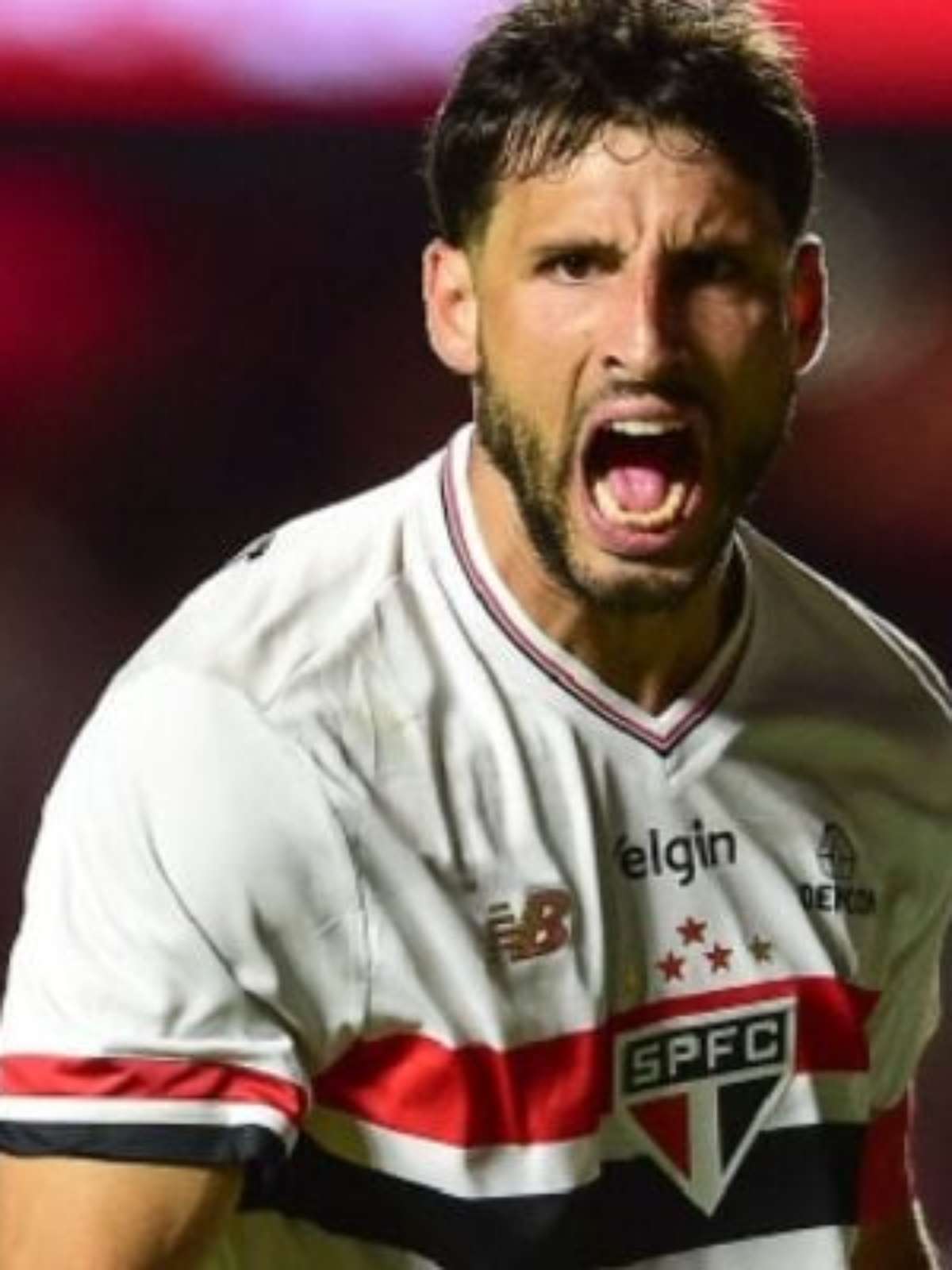 Calleri entra na lista dos 20 maiores artilheiros do São Paulo