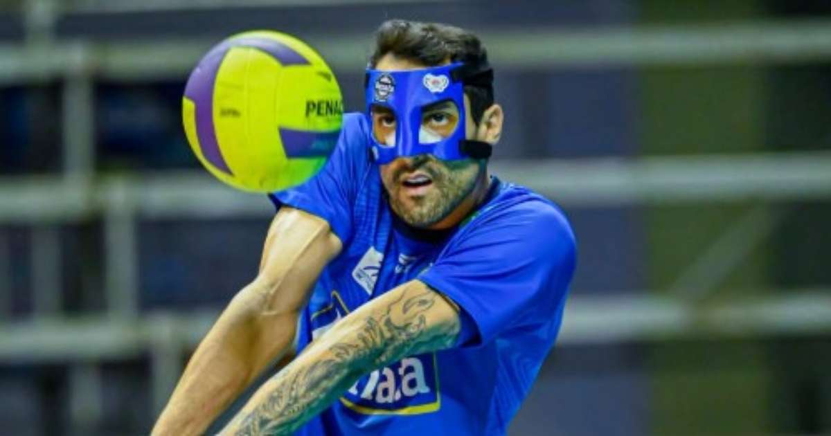 Douglas Souza disputa final com máscara e pontos no nariz: “Foi difícil”
