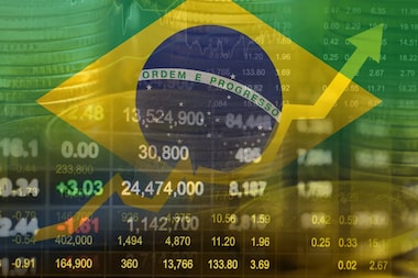 Ibovespa hoje dispara e alcança marca inédita de 209 mil pontos